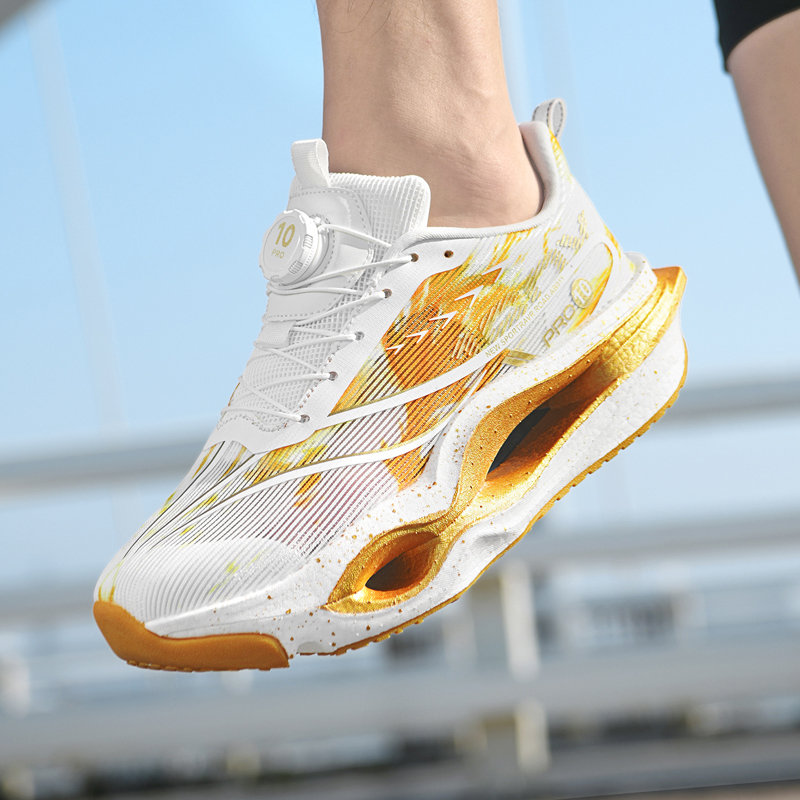 Men Carbon Plate Running Shoes - đánh giá và giá Breathable Mesh Athletic Shoes