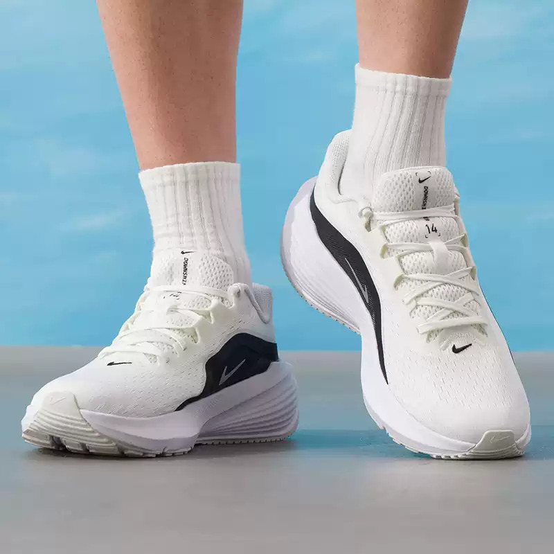 NIKE DOWNSHIFTER 14 Men's Runn - đánh giá và giá Lightweight Road Running Shoes